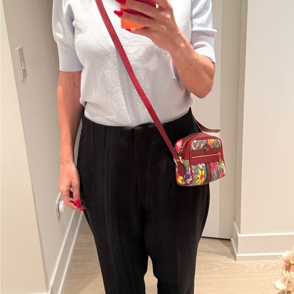 Gucci crossbody purse - excellent condition - Picture 10 of 12